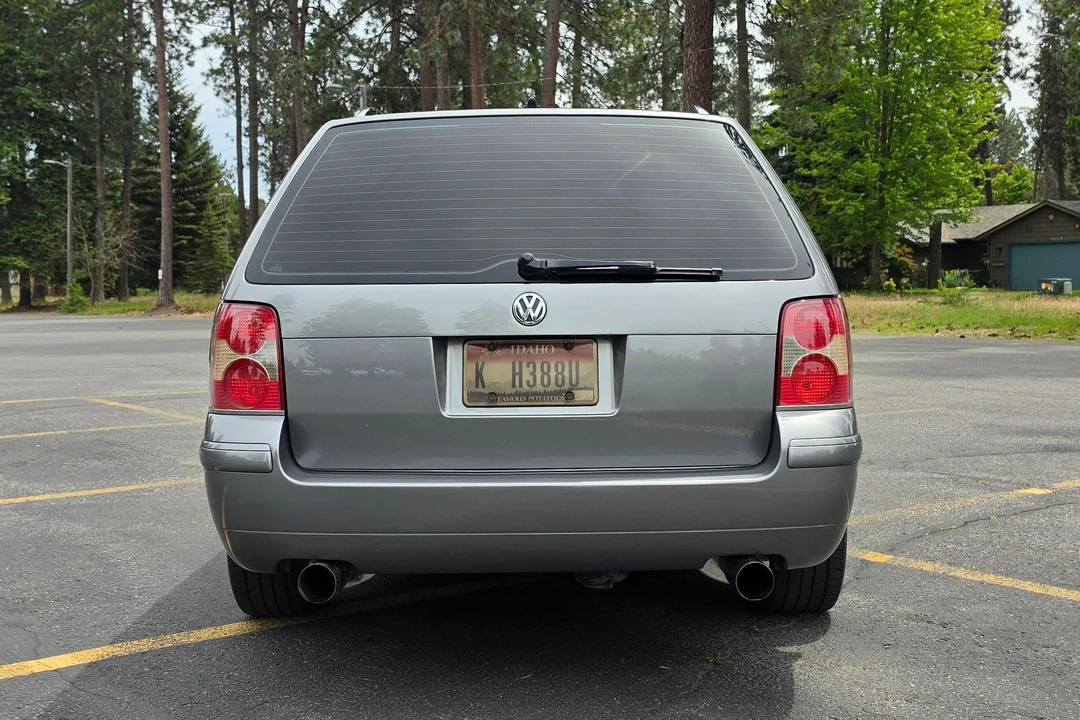 2004 Volkswagen Passat - Image 5 of 31