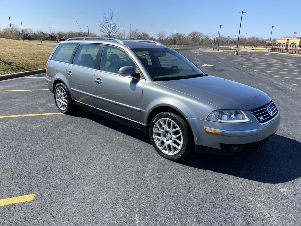 2004 Volkswagen Passat - Image 14 of 31