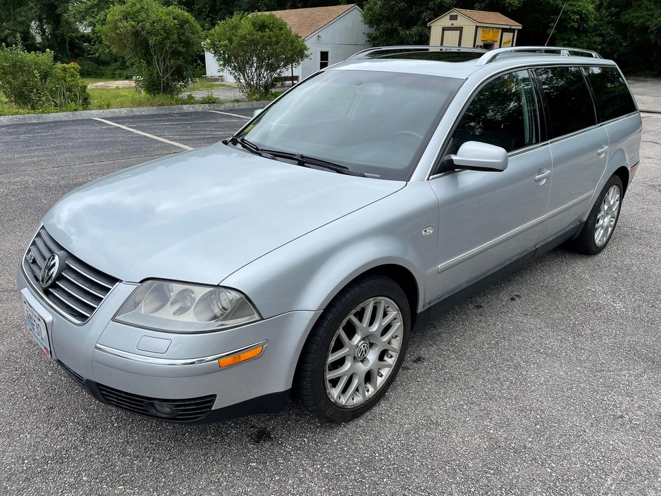 2004 Volkswagen Passat - Image 6 of 31