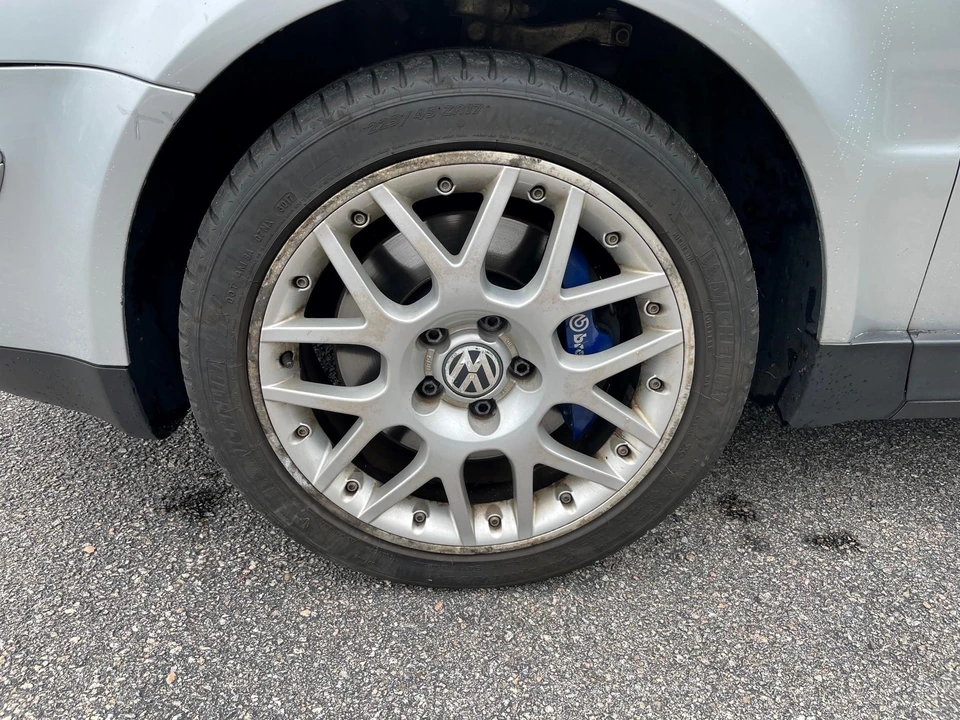 2004 Volkswagen Passat - Image 26 of 31