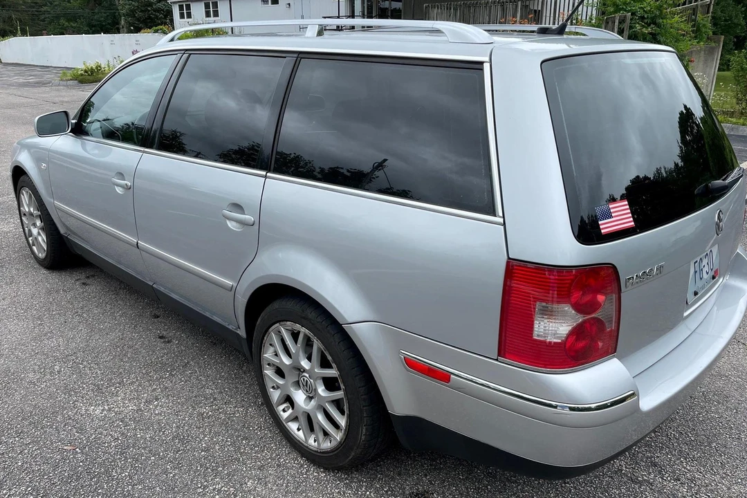 2004 Volkswagen Passat - Image 4 of 31