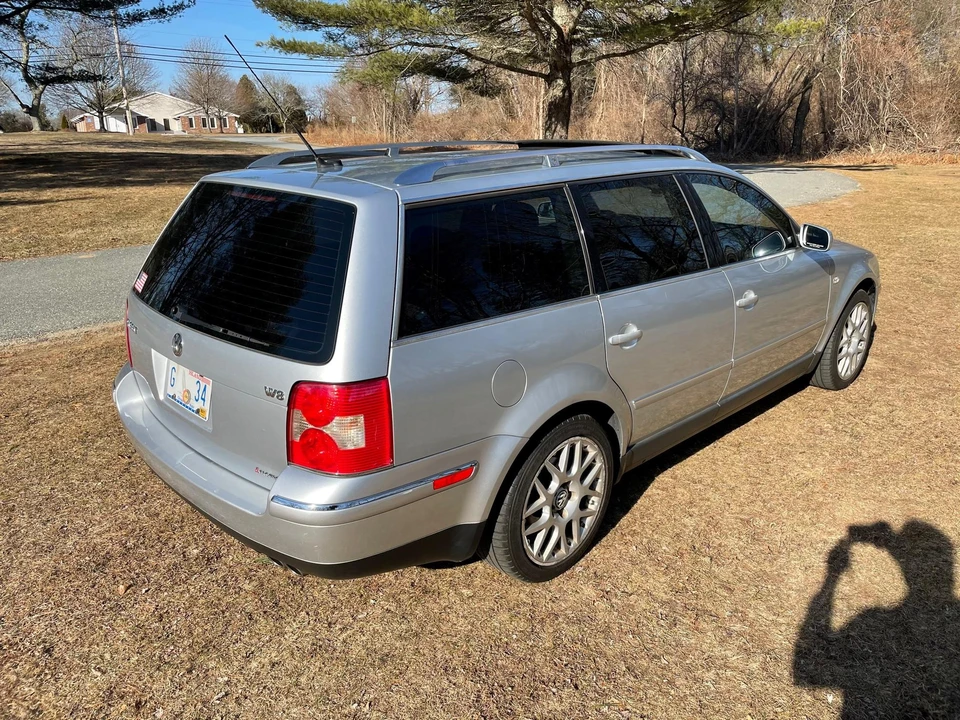 2004 Volkswagen Passat - Image 13 of 31