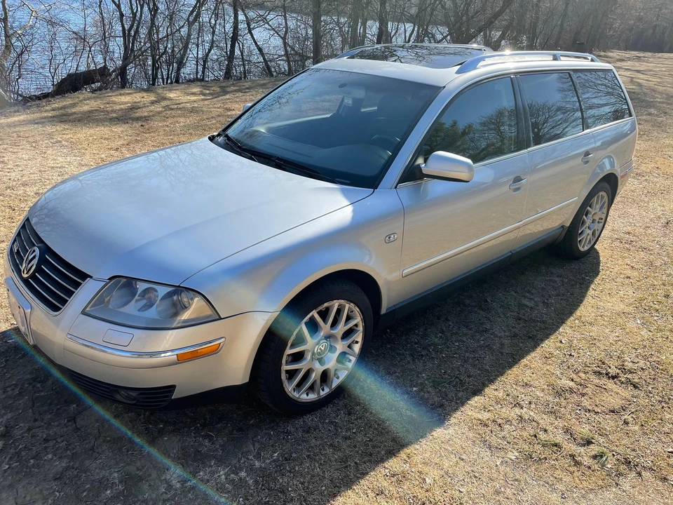 2004 Volkswagen Passat - Image 7 of 31