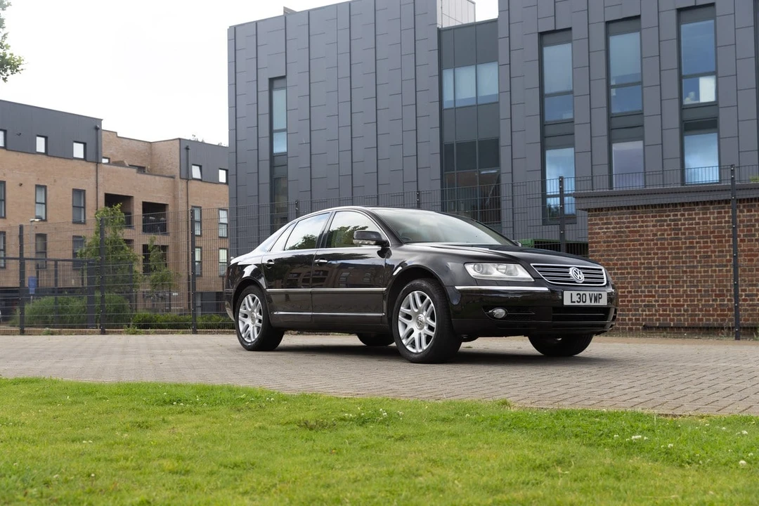 2004 Volkswagen Phaeton - Image 29 of 30