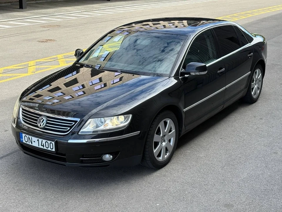 2004 Volkswagen Phaeton - Image 3 of 31