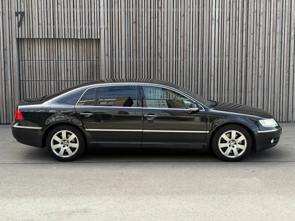 2004 Volkswagen Phaeton - Image 6 of 31