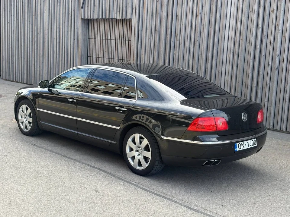 2004 Volkswagen Phaeton - Image 5 of 31