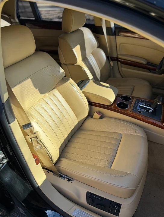 2004 Volkswagen Phaeton - Image 20 of 21