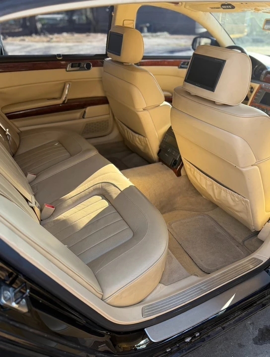2004 Volkswagen Phaeton - Image 13 of 21