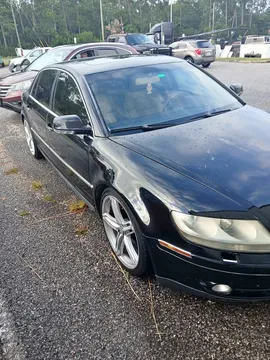 2004 Volkswagen Phaeton Sedan 4D