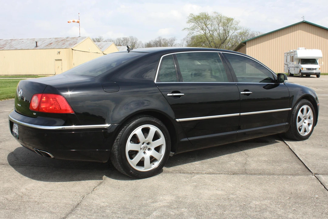 2004 Volkswagen Phaeton - Image 4 of 5