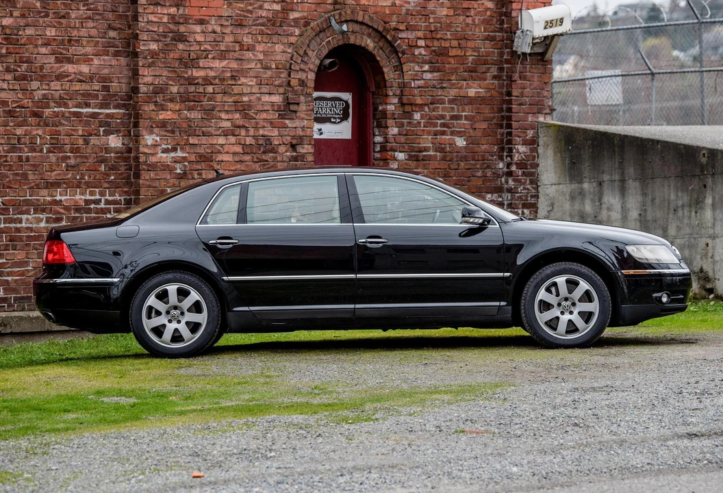 2004 Volkswagen Phaeton - Image 4 of 31