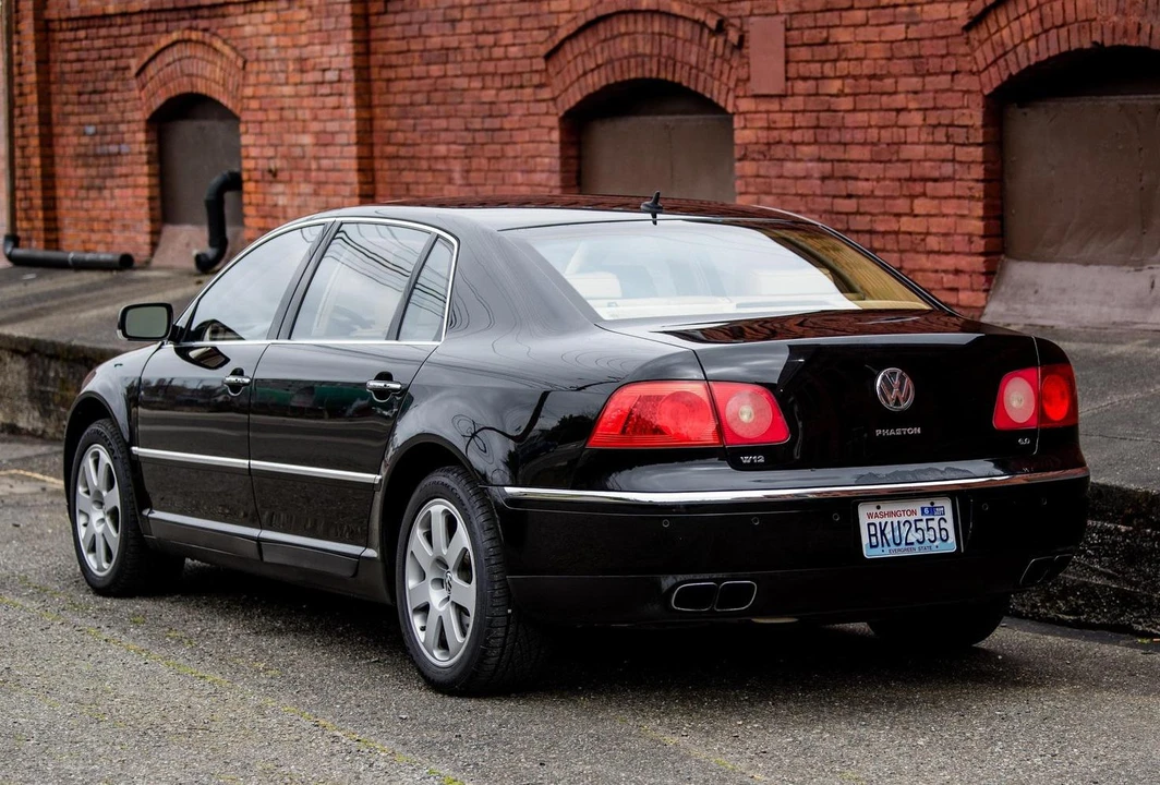 2004 Volkswagen Phaeton - Image 5 of 31
