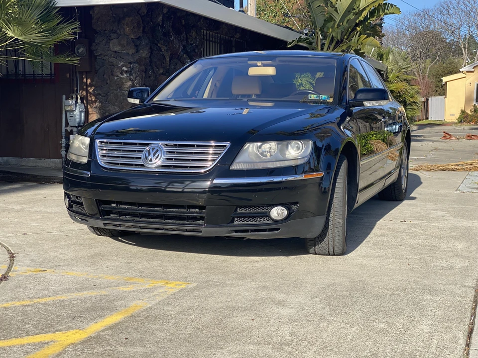 2004 Volkswagen Phaeton - Image 8 of 31