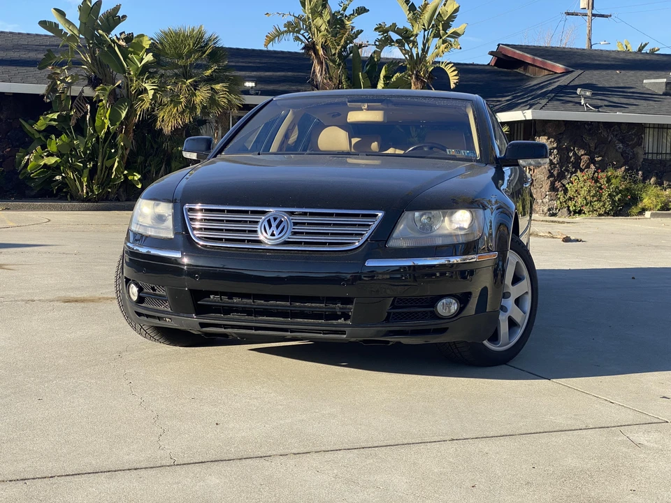 2004 Volkswagen Phaeton - Image 9 of 31