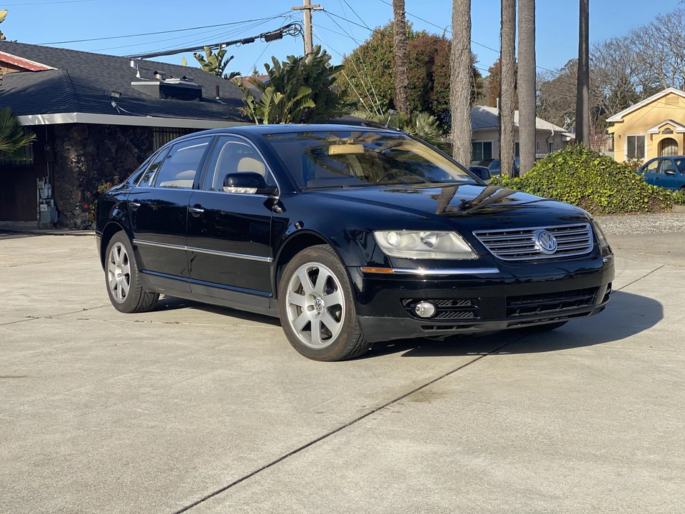 2004 Volkswagen Phaeton - Image 15 of 31