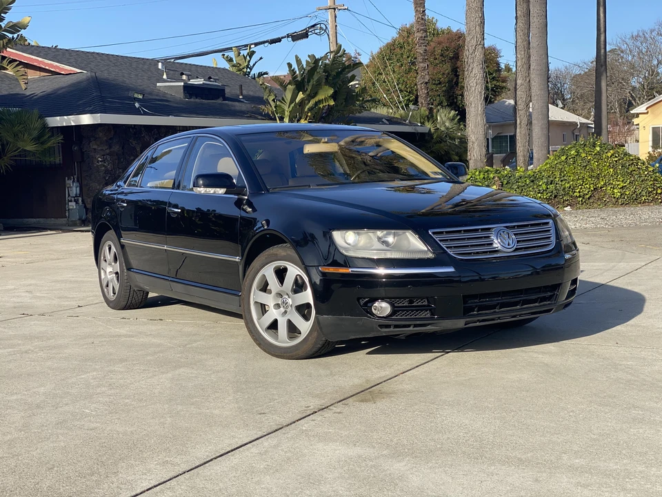 2004 Volkswagen Phaeton - Image 16 of 31