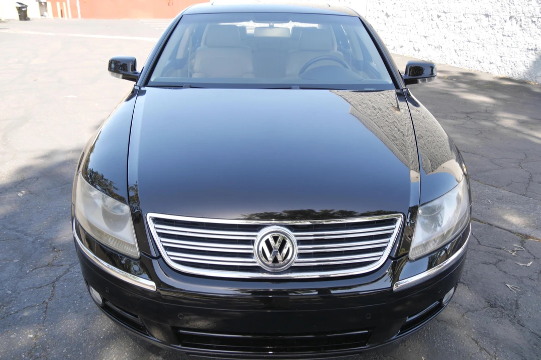 2004 Volkswagen Phaeton - Image 2 of 5