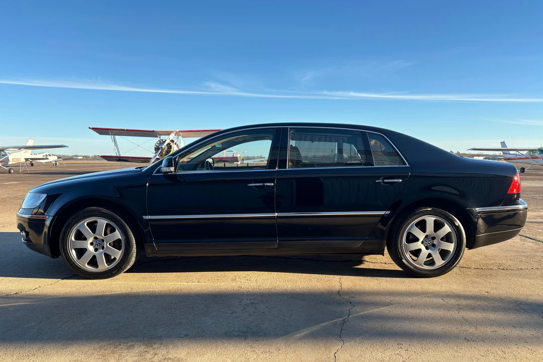 2004 Volkswagen Phaeton - Image 3 of 31