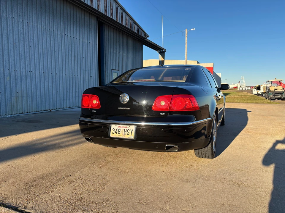 2004 Volkswagen Phaeton - Image 19 of 31