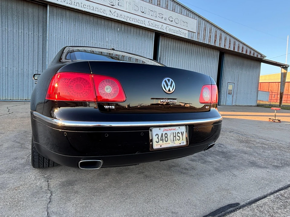 2004 Volkswagen Phaeton - Image 18 of 31