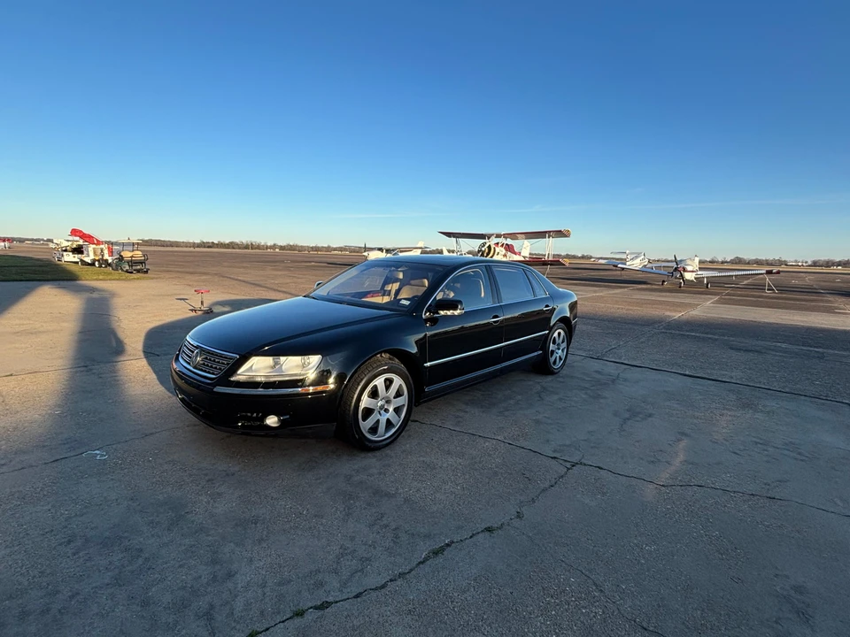 2004 Volkswagen Phaeton - Image 6 of 31