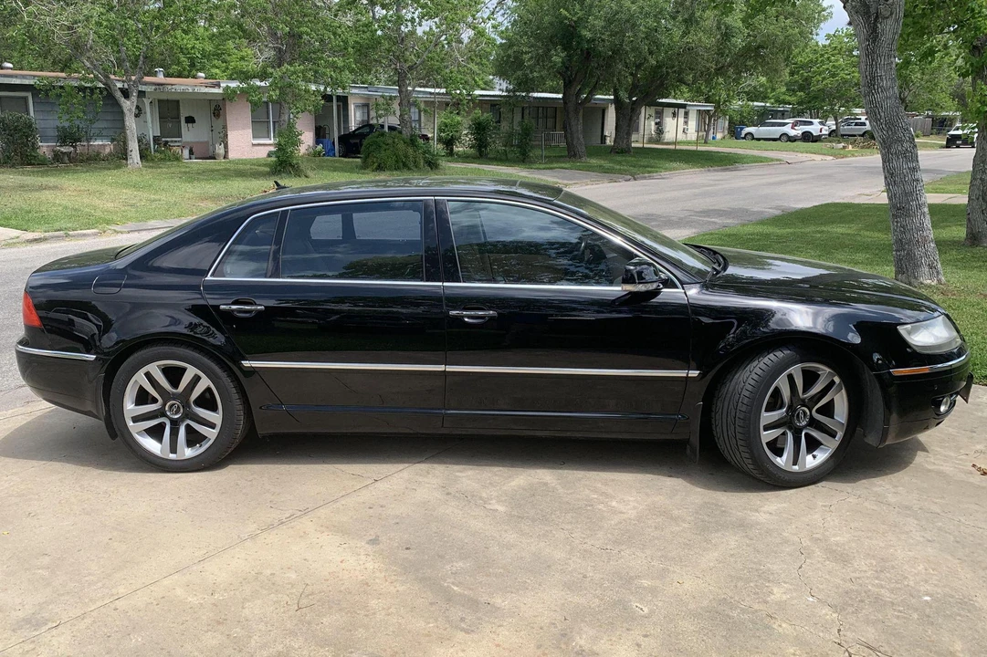2004 Volkswagen Phaeton - Image 3 of 19