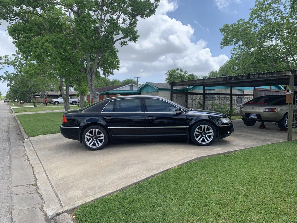 2004 Volkswagen Phaeton - Image 30 of 31
