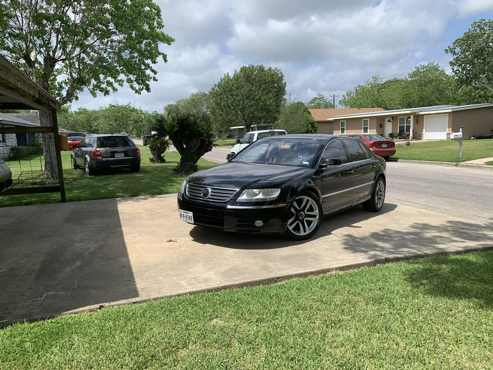 2004 Volkswagen Phaeton - Image 7 of 31