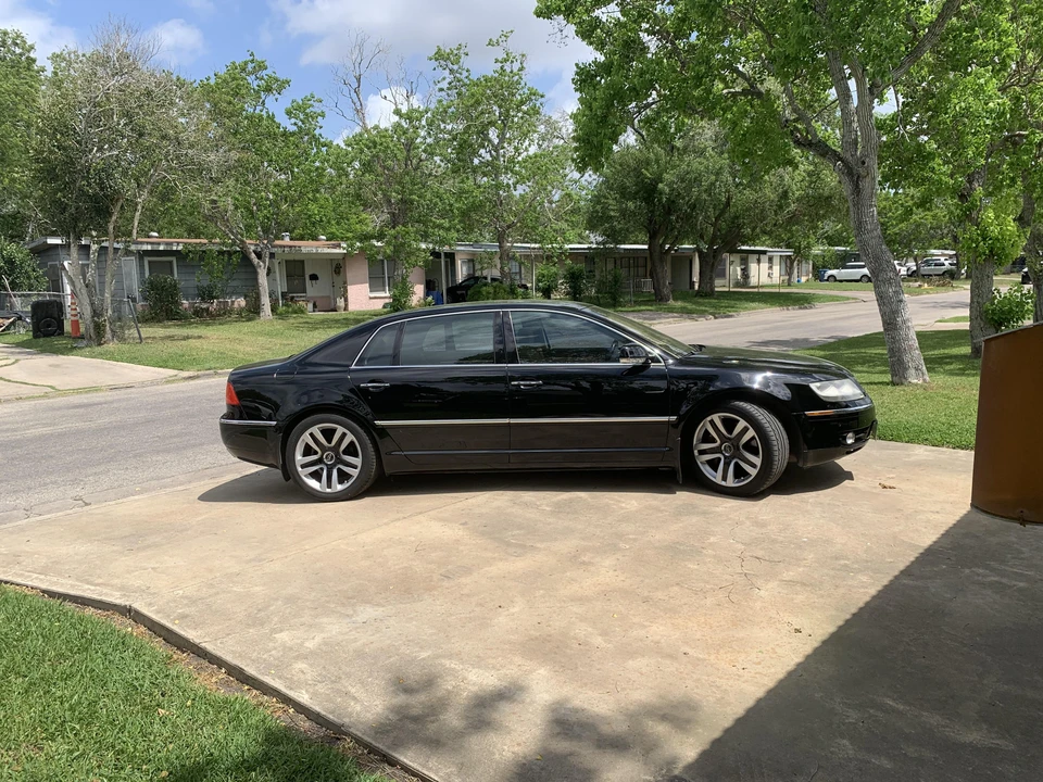 2004 Volkswagen Phaeton - Image 31 of 31