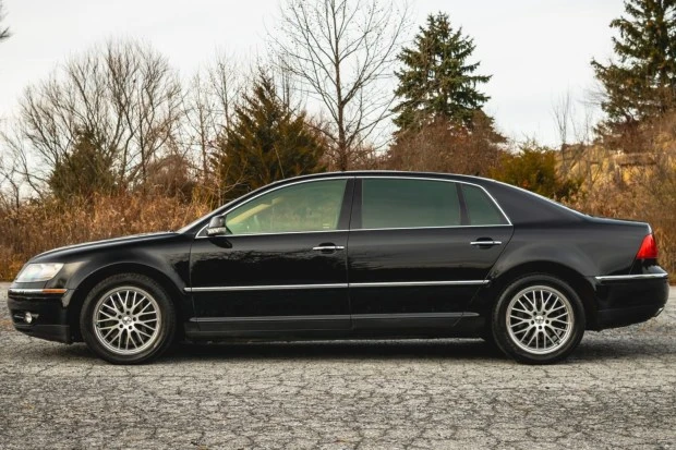 2004 Volkswagen Phaeton - Image 3 of 7