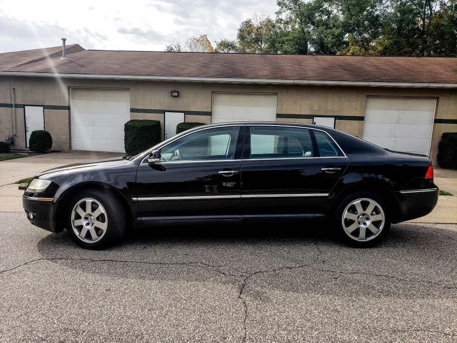 2004 Volkswagen Phaeton - Image 2 of 18