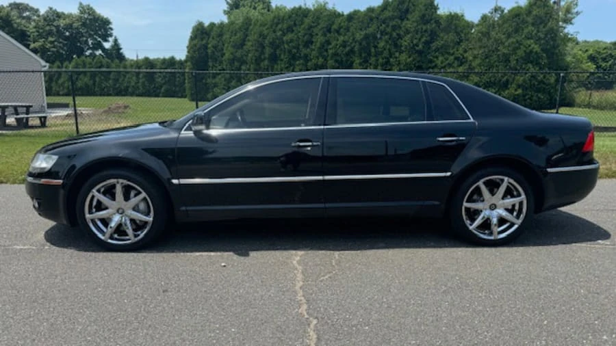 2004 Volkswagen Phaeton - Image 2 of 28