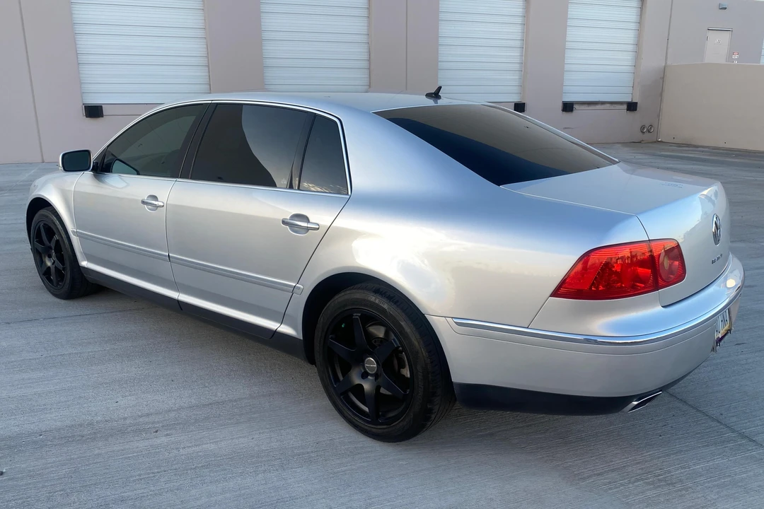 2004 Volkswagen Phaeton - Image 4 of 31