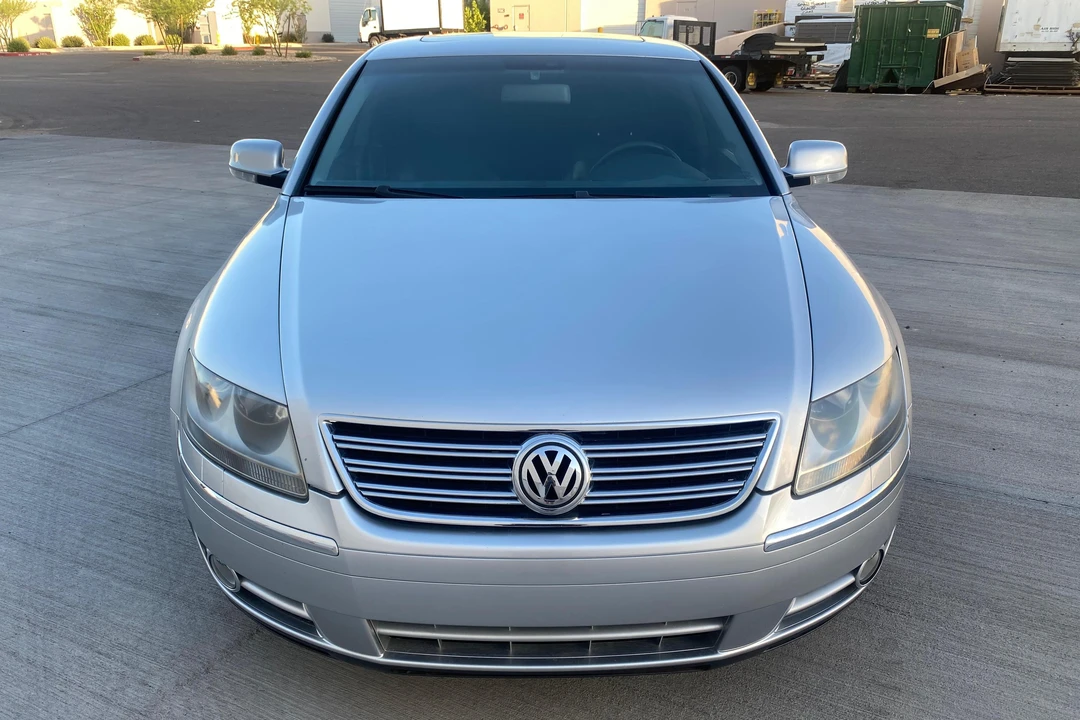 2004 Volkswagen Phaeton - Image 2 of 31