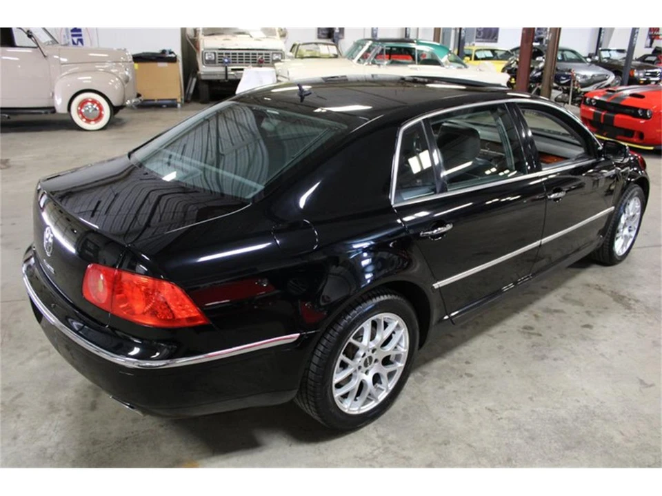 2004 Volkswagen Phaeton - Image 19 of 31