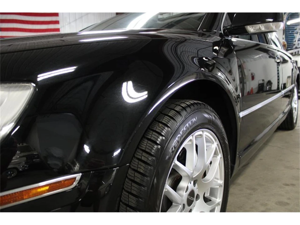 2004 Volkswagen Phaeton - Image 11 of 31