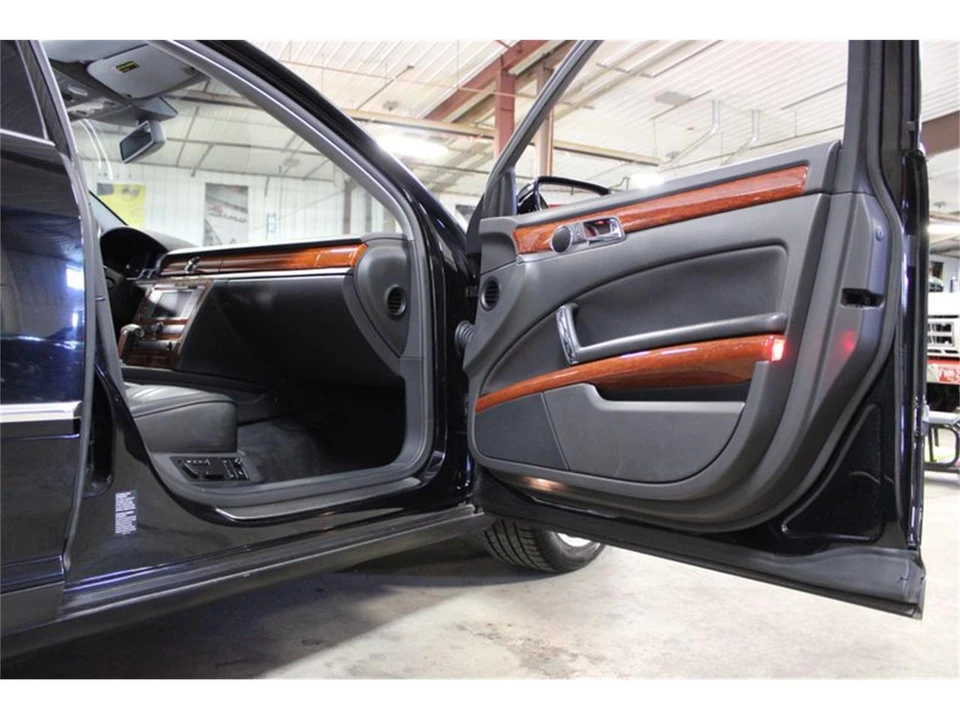 2004 Volkswagen Phaeton - Image 20 of 31