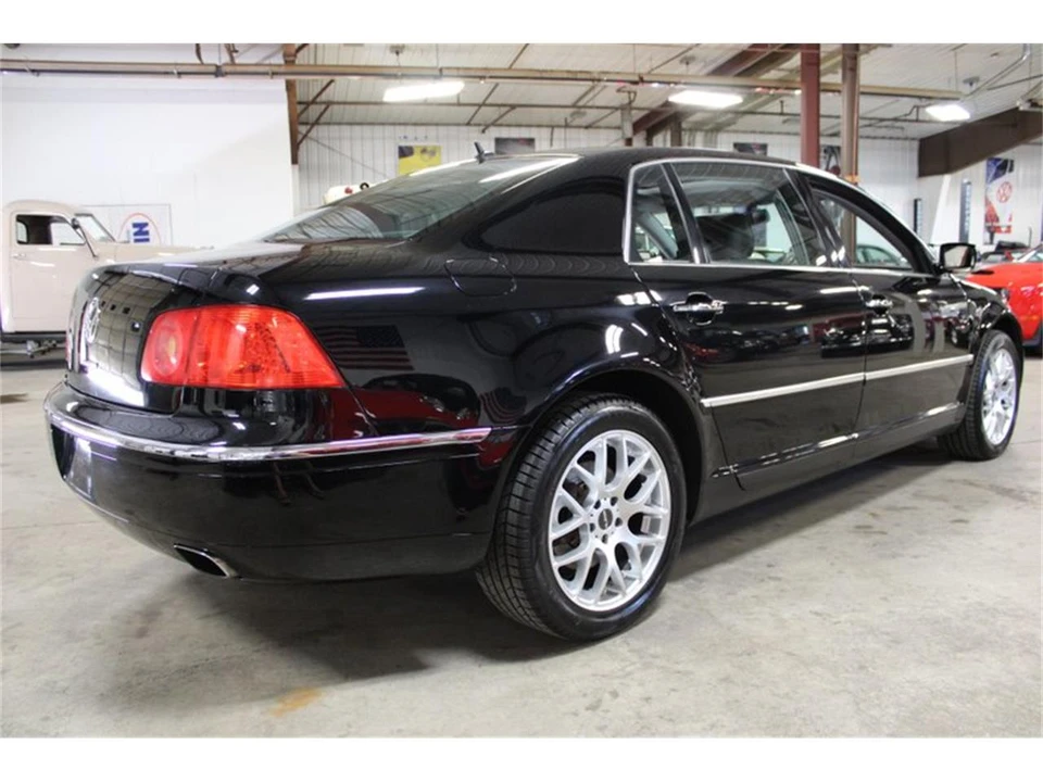 2004 Volkswagen Phaeton - Image 6 of 31