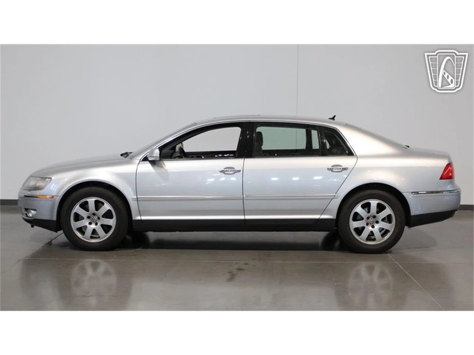 2004 Volkswagen Phaeton - Image 26 of 31