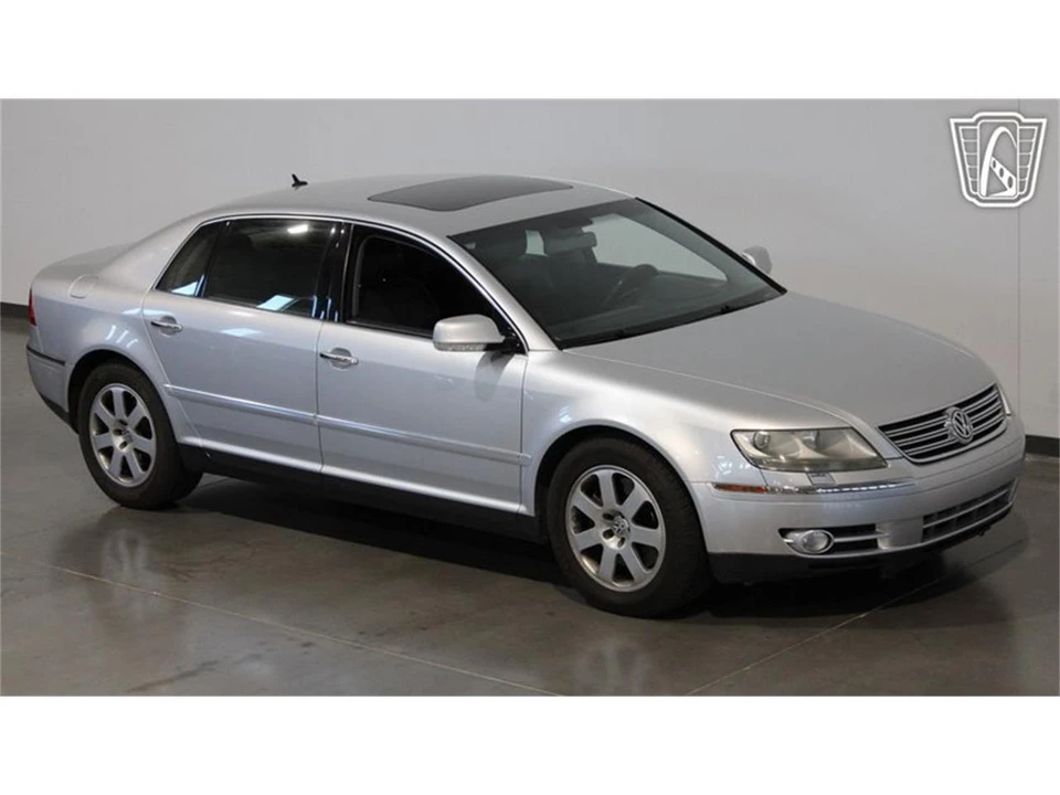 2004 Volkswagen Phaeton - Image 6 of 31