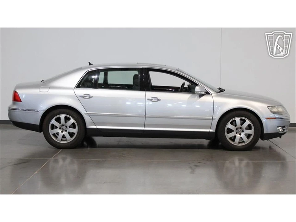 2004 Volkswagen Phaeton - Image 22 of 31
