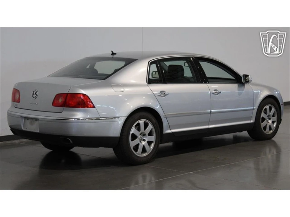 2004 Volkswagen Phaeton - Image 23 of 31