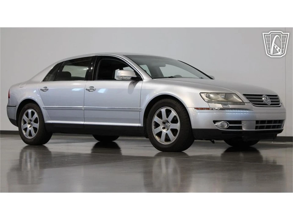 2004 Volkswagen Phaeton - Image 29 of 31