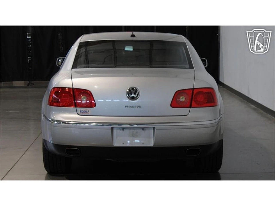 2004 Volkswagen Phaeton - Image 24 of 31