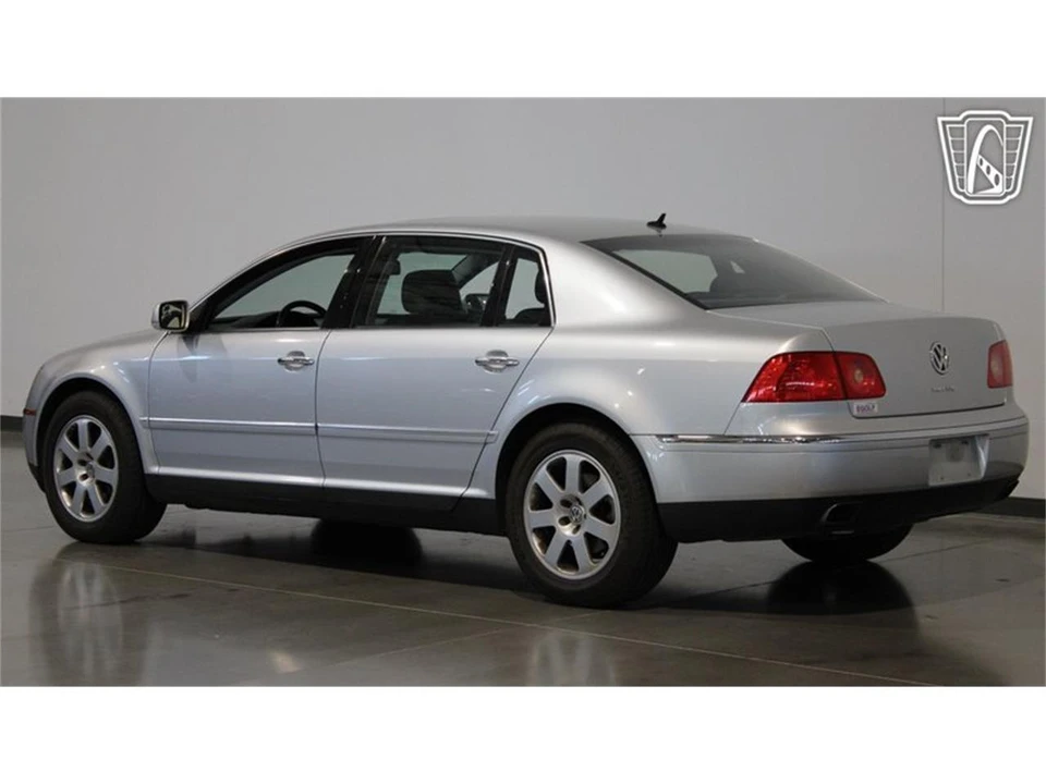 2004 Volkswagen Phaeton - Image 25 of 31
