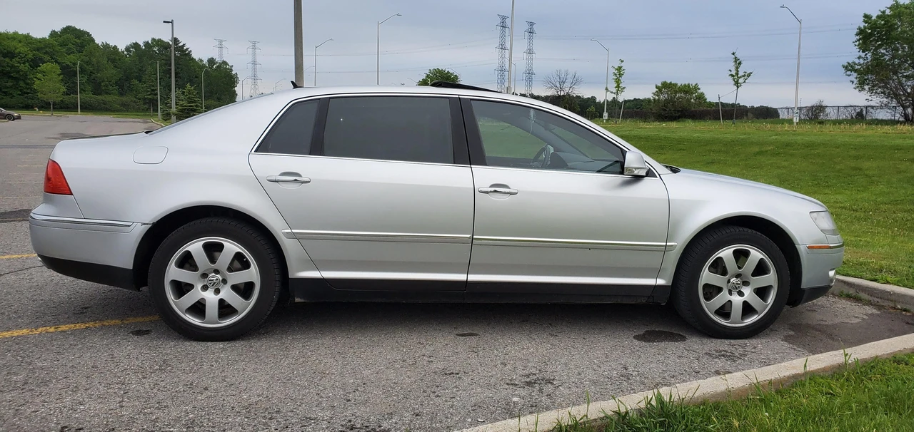 2004 Volkswagen Phaeton - Image 20 of 31