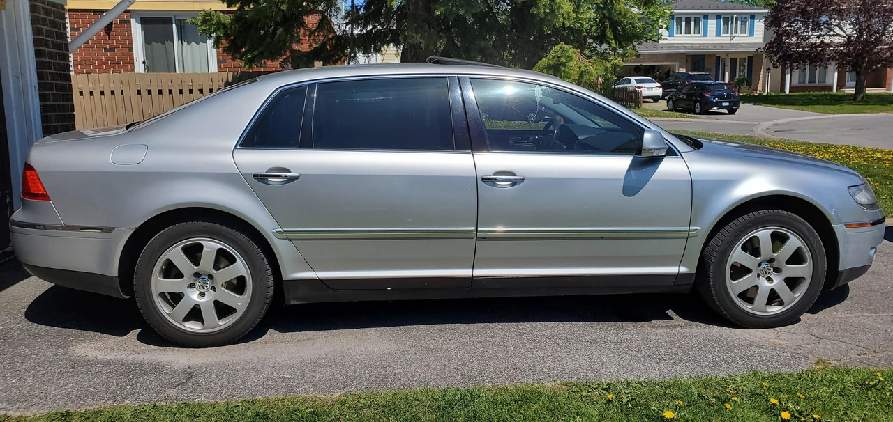 2004 Volkswagen Phaeton - Image 22 of 31