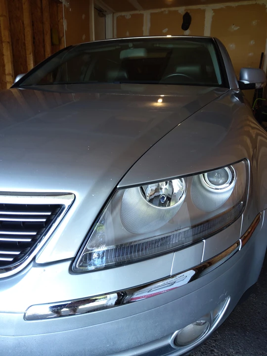 2004 Volkswagen Phaeton - Image 28 of 31
