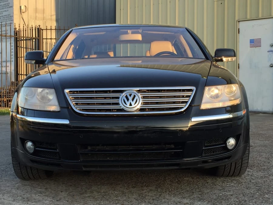 2004 Volkswagen Phaeton - Image 11 of 12